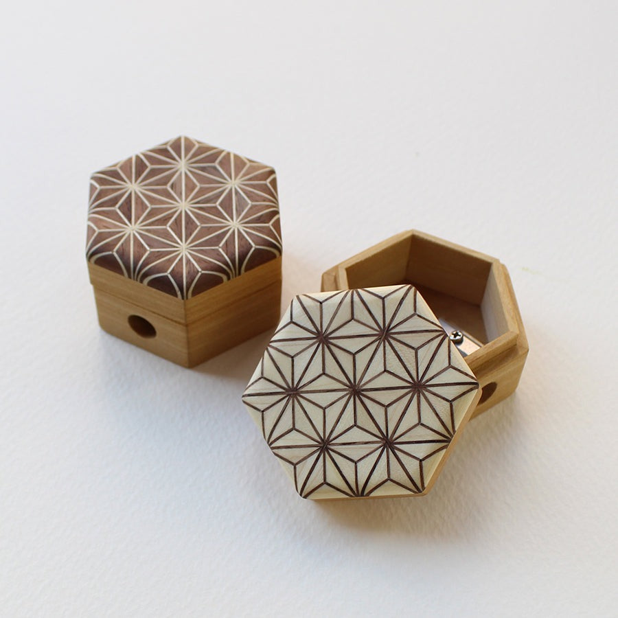 ASANOHA PARQUET PENCIL SHARPENER | White