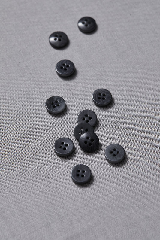 PLAIN 4 HOLE COROZO BUTTON | Anchor 11mm