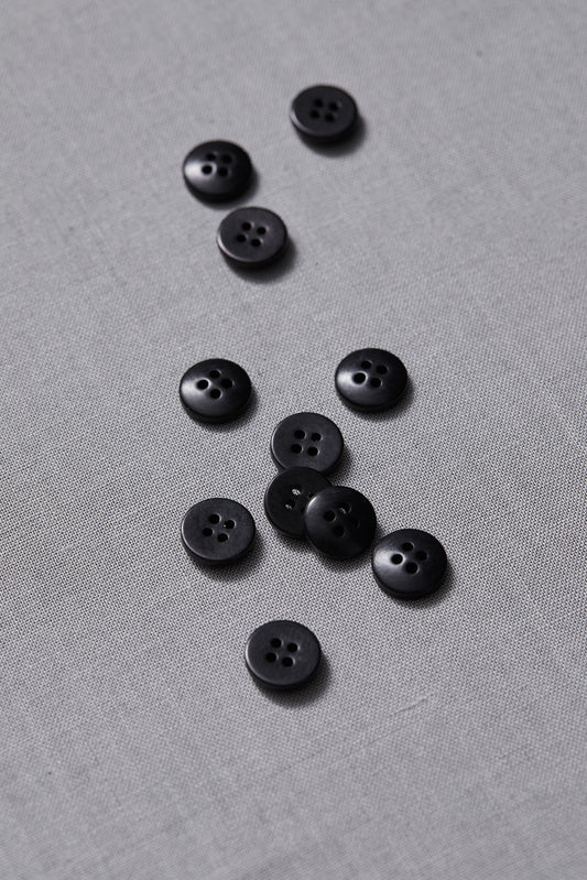 PLAIN 4 HOLE COROZO BUTTON | Black 11mm