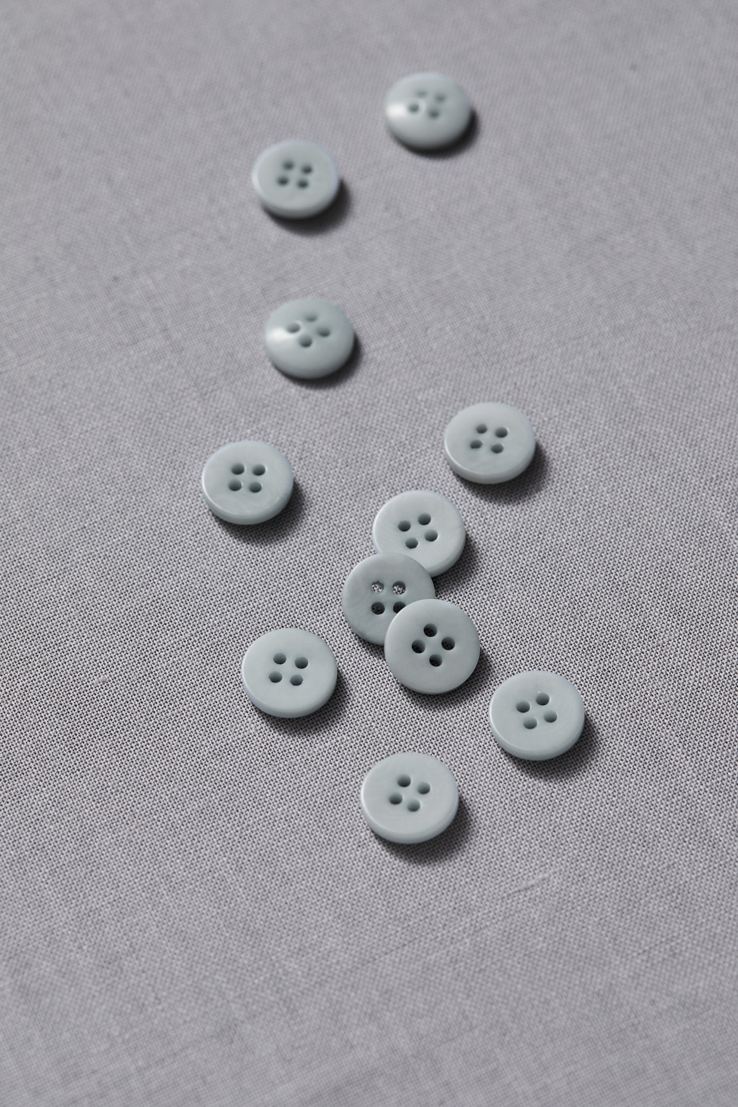 PLAIN 4 HOLE COROZO BUTTON | Blue Mist 11mm