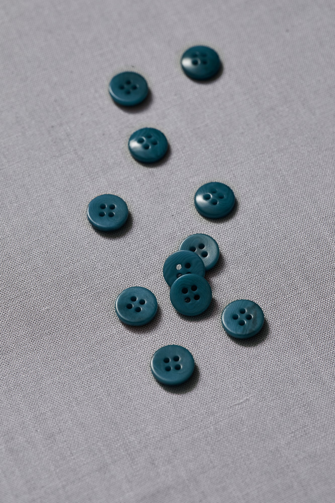 PLAIN 4 HOLE COROZO BUTTON | Pond 11mm