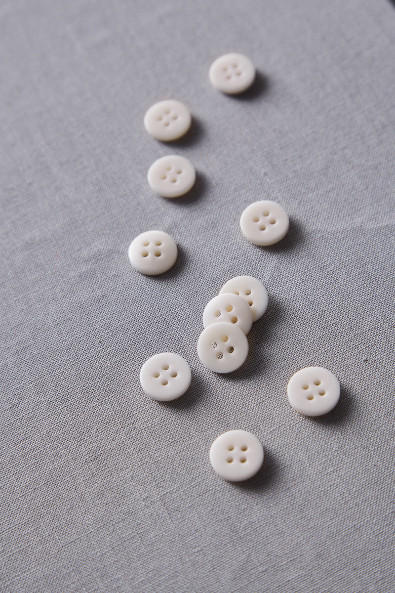 PLAIN 4 HOLE COROZO BUTTON | Shell 11mm