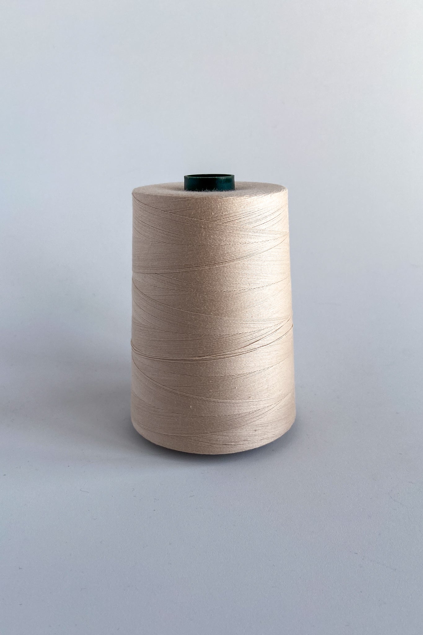 ORGANIC COTTON THREAD TEX 40 | KHAKI | 5000M