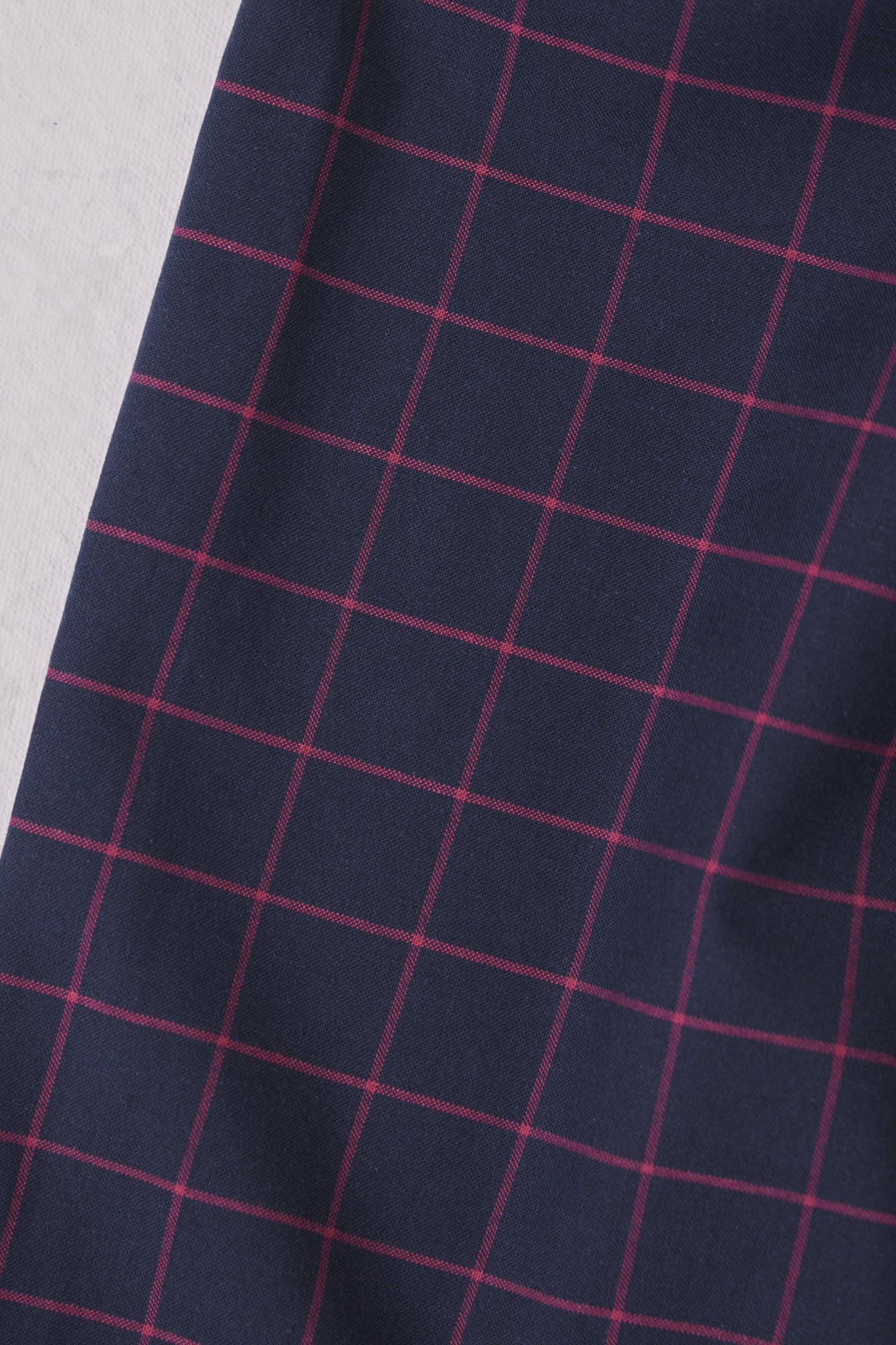 ORGANIC COTTON OXFORD | Indigo Night/Fuchsia Grid (Remnant 1.4M)