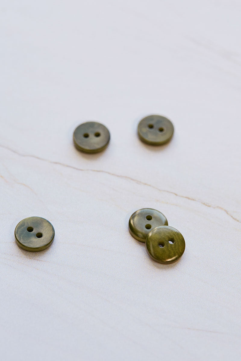 2 HOLE COROZO BUTTON | Pickle 11mm