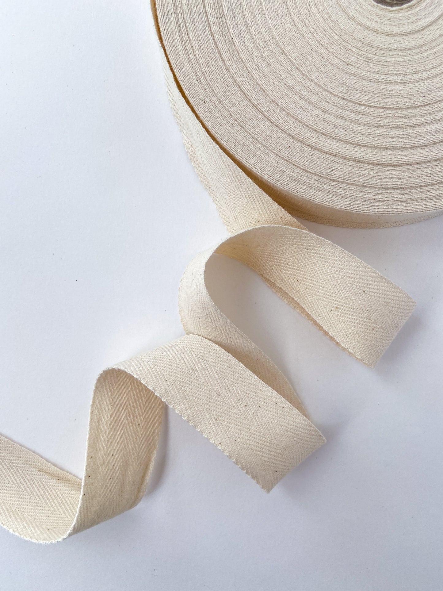 ORGANIC COTTON TWILL TAPE 30MM | Ecru