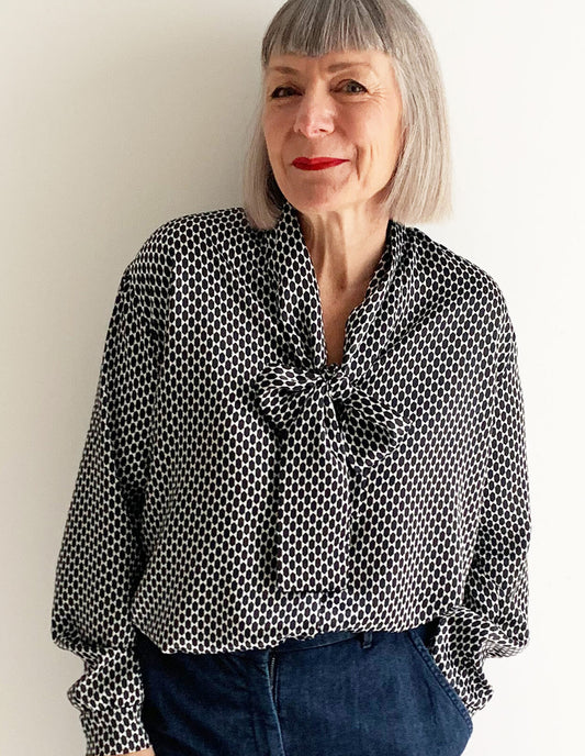 THE TIE FRONT BLOUSE | PDF Pattern