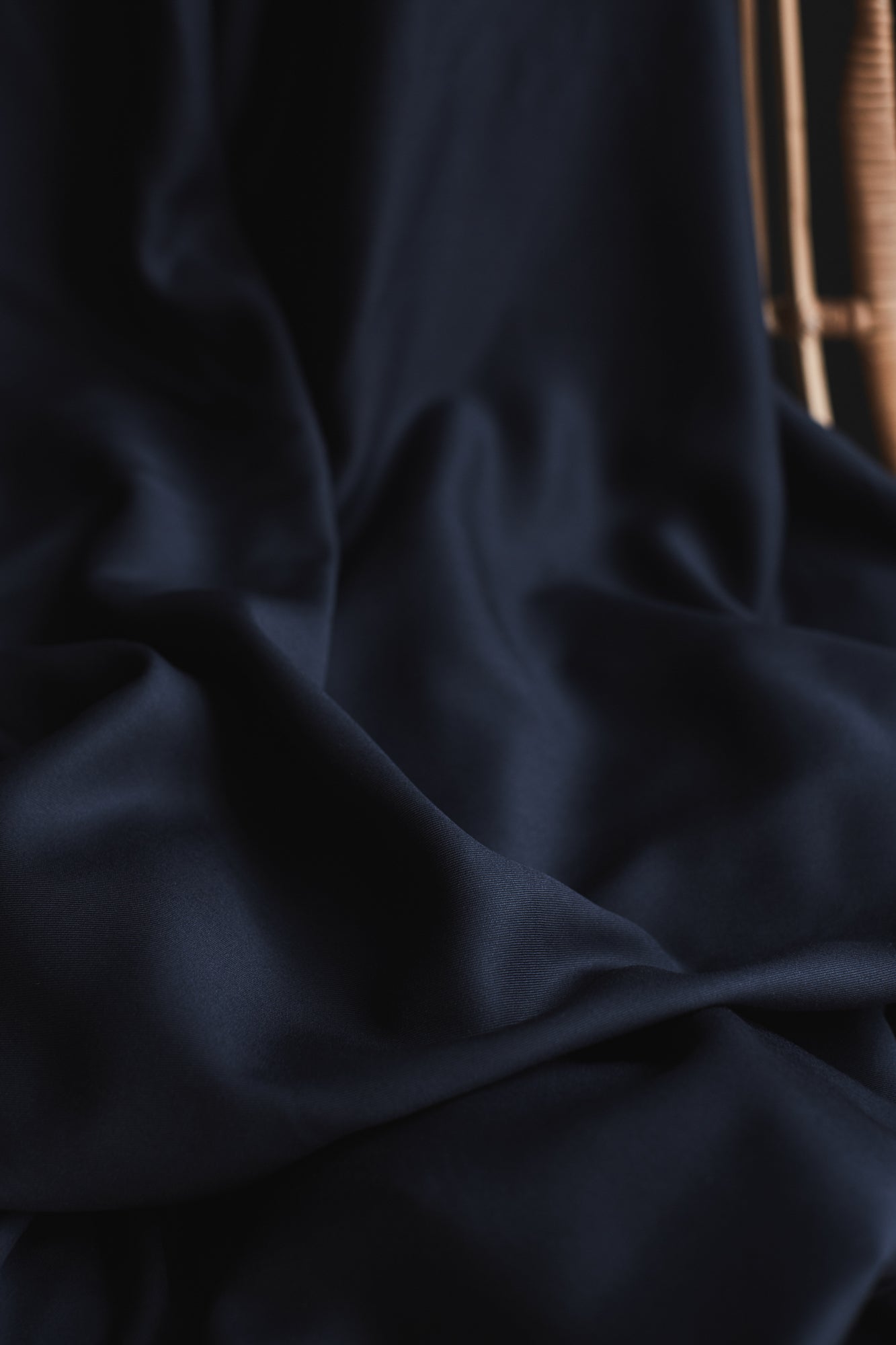 SOLID VISCOSE TWILL | Indigo Night