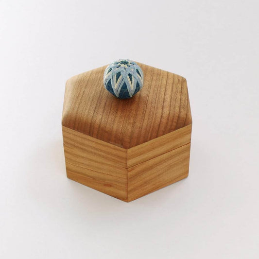 HEXAGONAL TEMARI BOX | Blue Temari