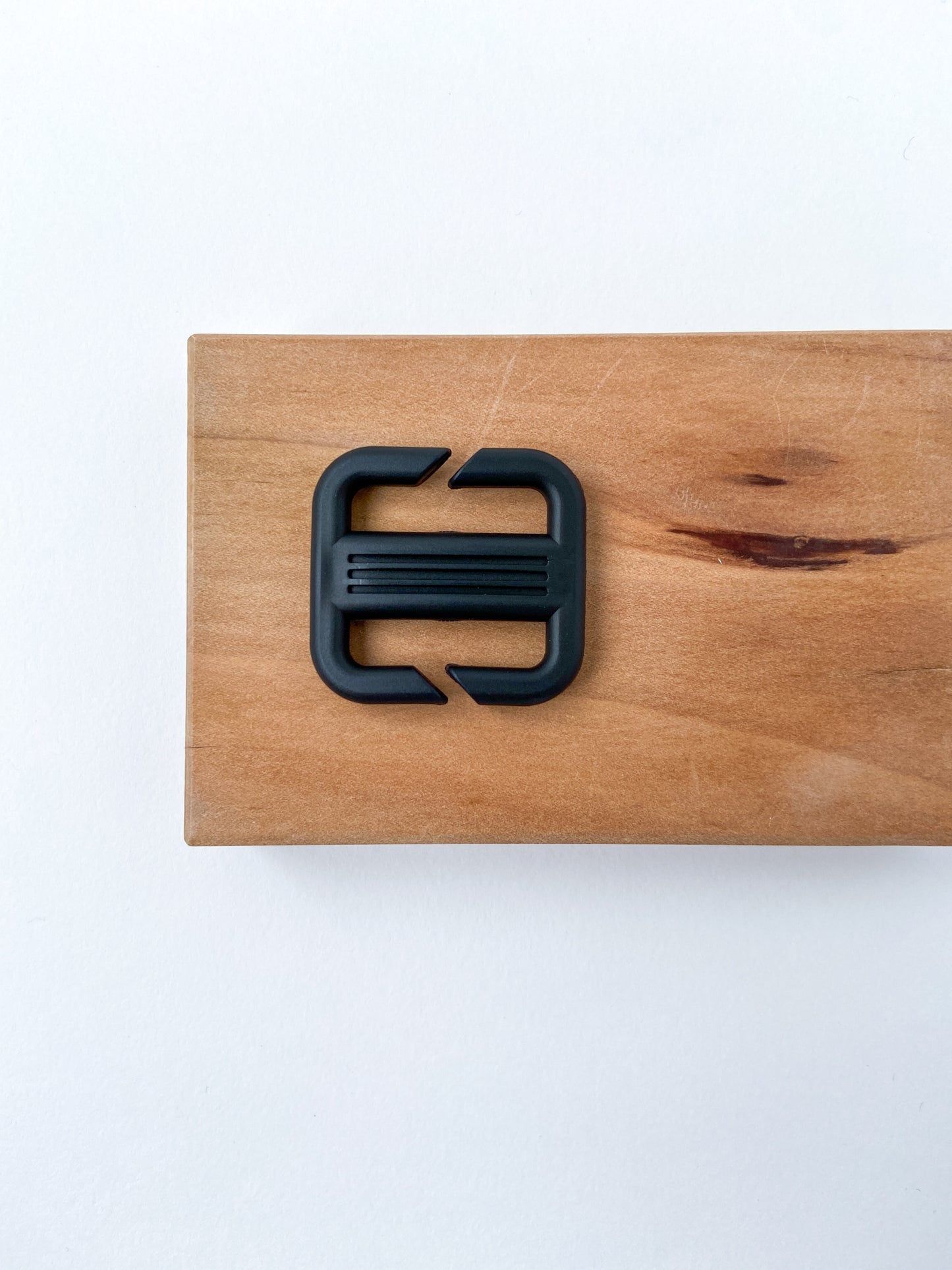 LADDER LOCK 25MM | Black