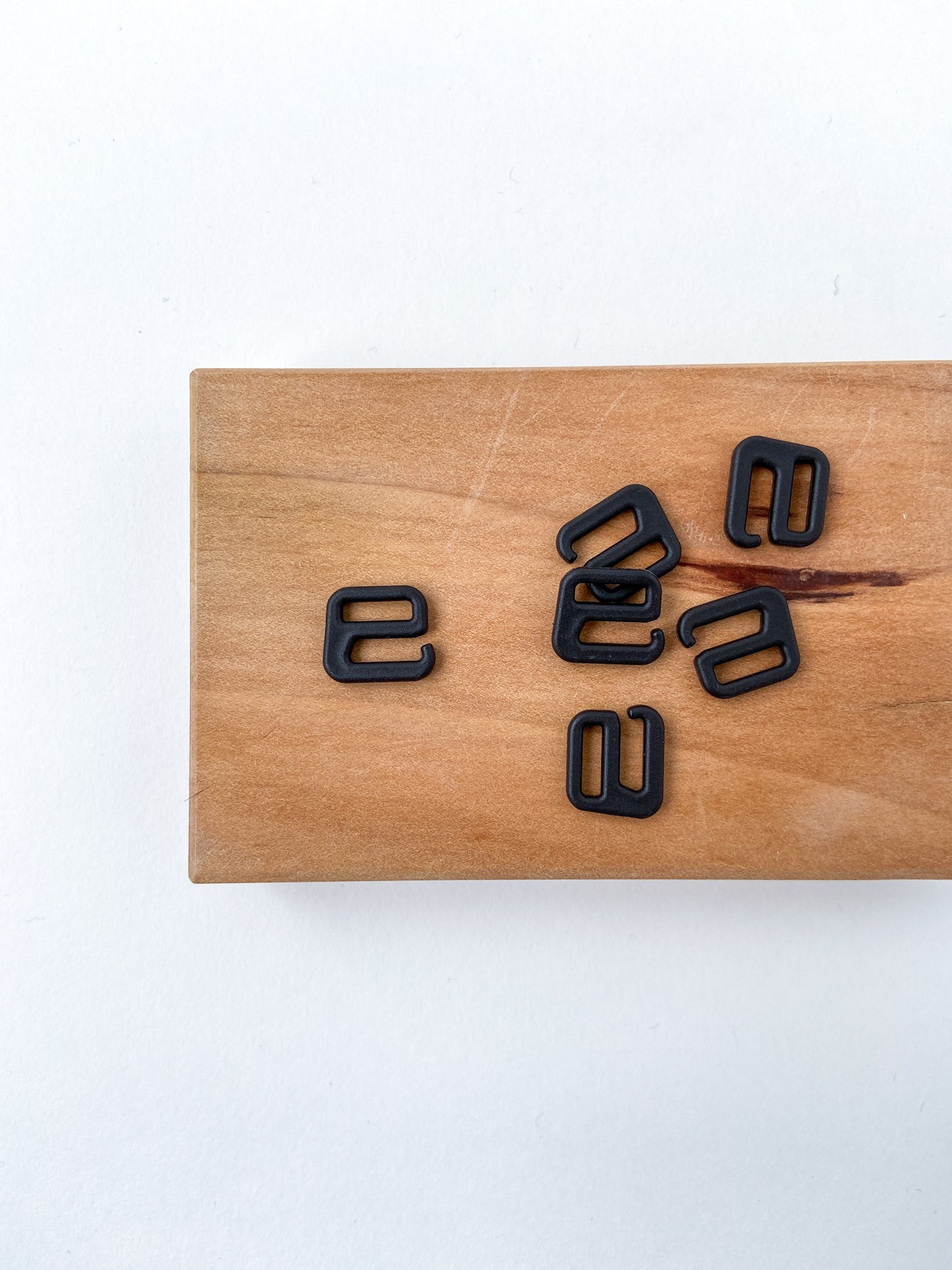 LINGERIE HOOK SET OF 2 | Black