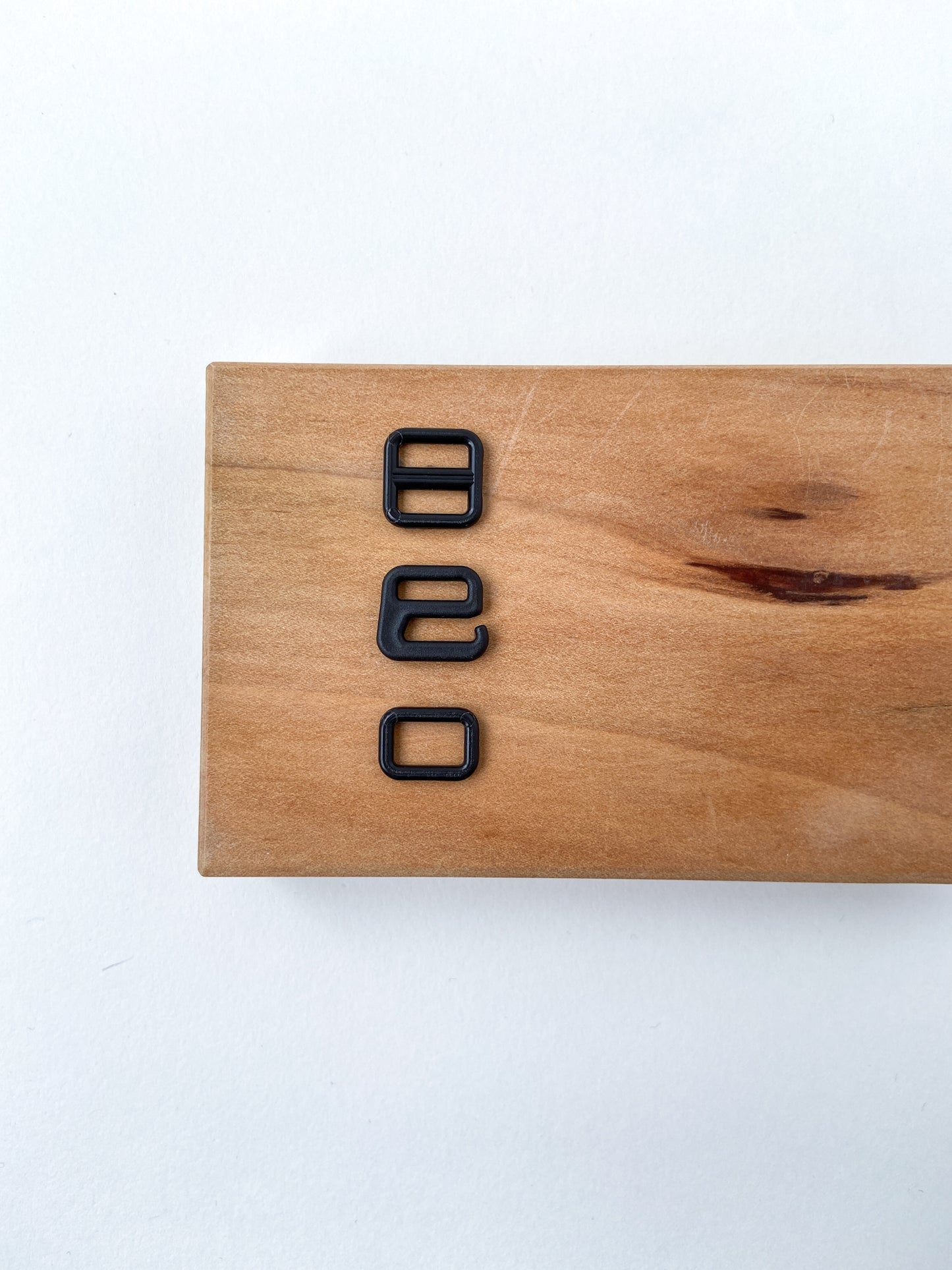 LINGERIE HOOK SET OF 2 | Black